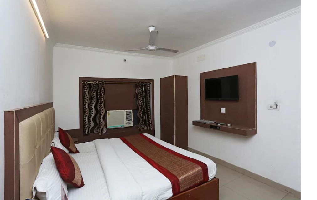 Vishal Hotel By Comfort Rooms New Delhi Ngoại thất bức ảnh