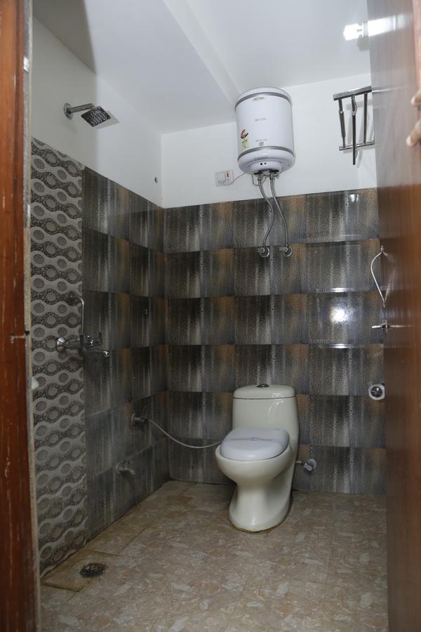 Vishal Hotel By Comfort Rooms New Delhi Ngoại thất bức ảnh
