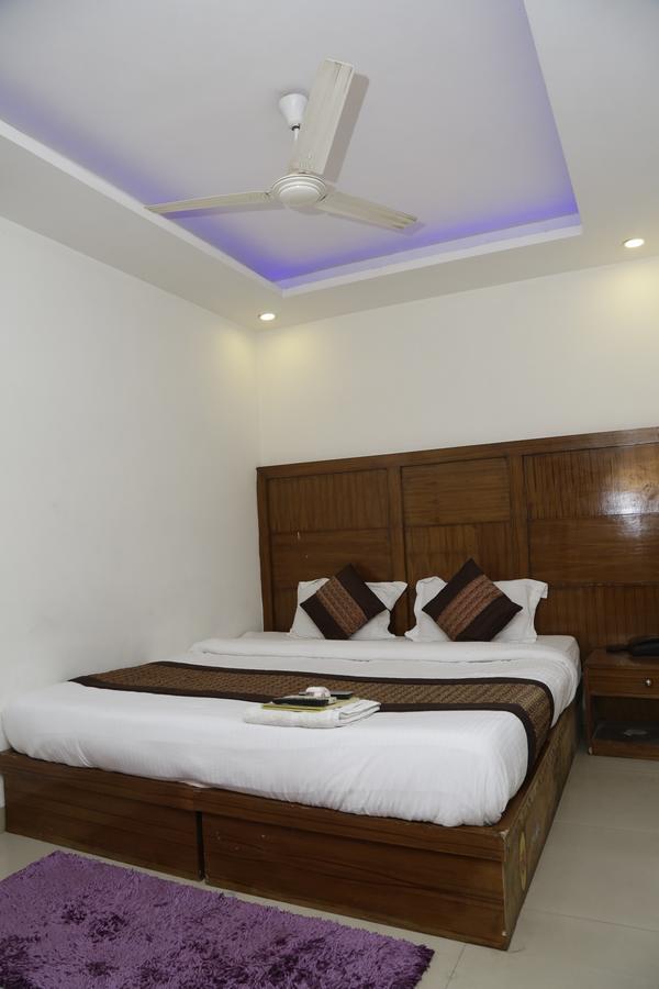 Vishal Hotel By Comfort Rooms New Delhi Ngoại thất bức ảnh