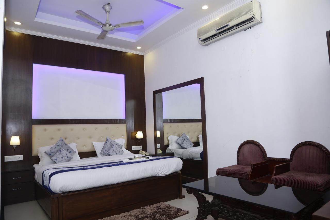 Vishal Hotel By Comfort Rooms New Delhi Ngoại thất bức ảnh