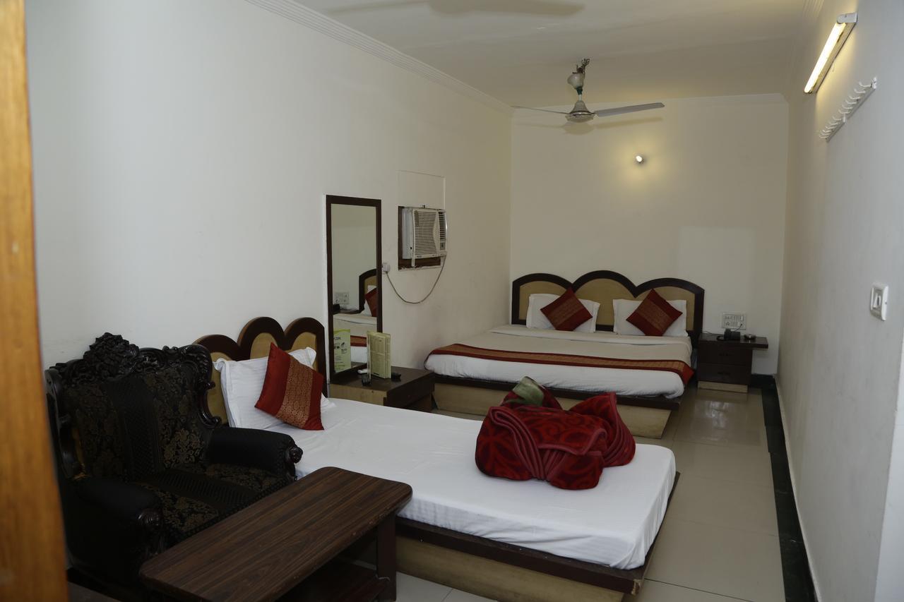 Vishal Hotel By Comfort Rooms New Delhi Ngoại thất bức ảnh